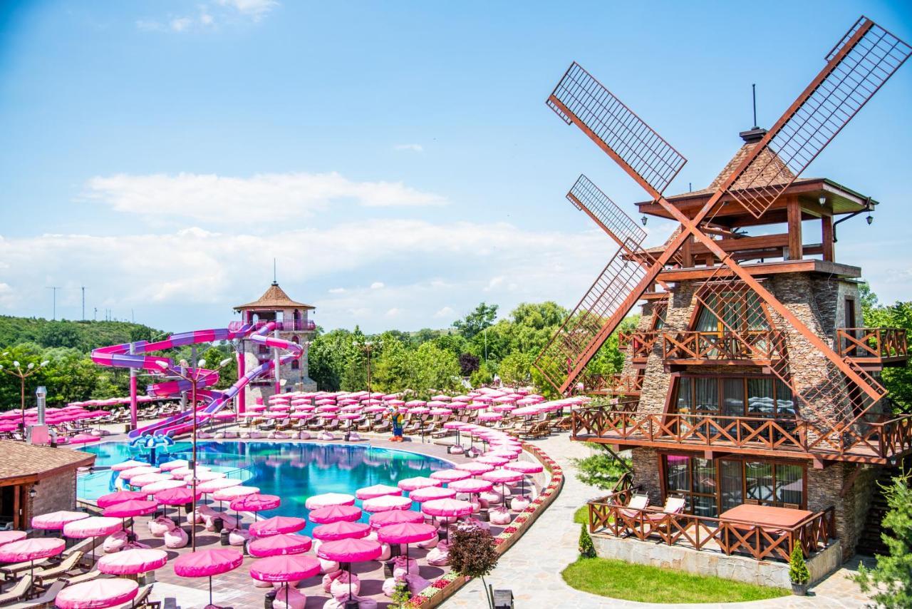 The Wind Mills Hydropark Hotel Gorna Malina Eksteriør billede
