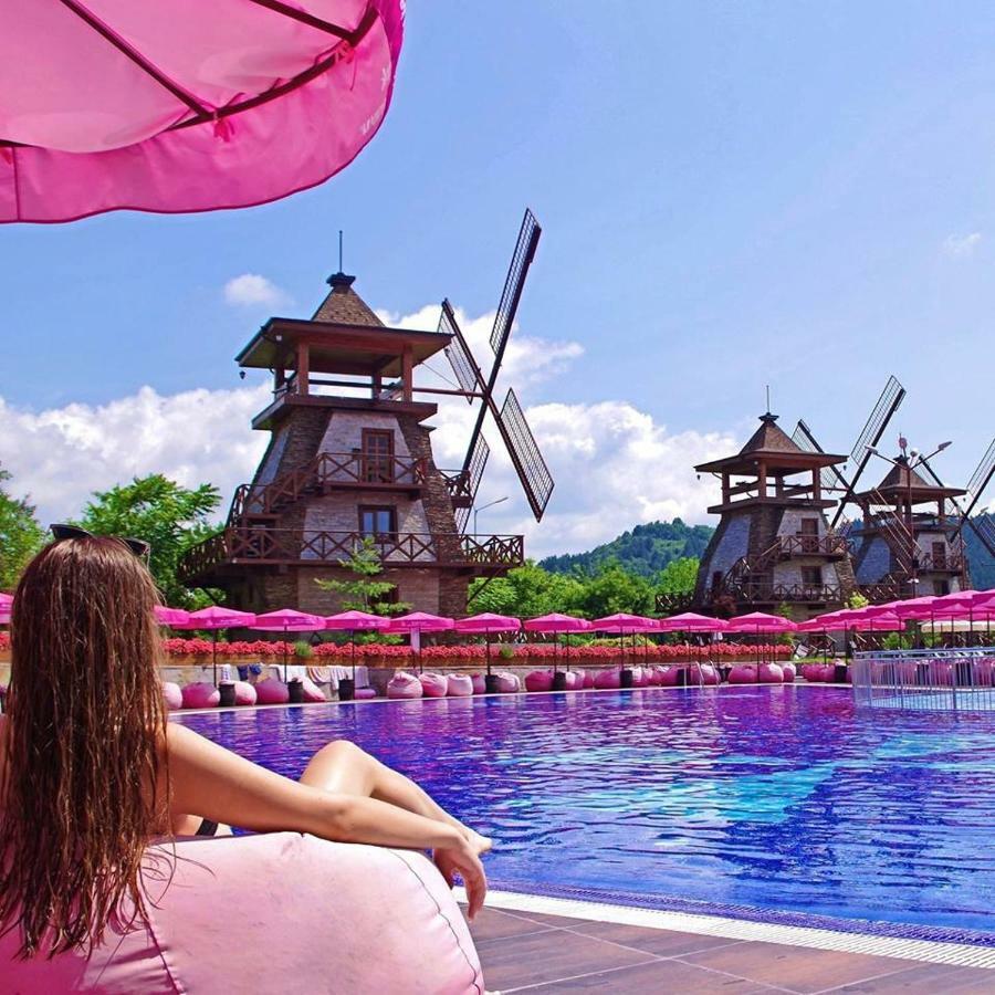 The Wind Mills Hydropark Hotel Gorna Malina Eksteriør billede